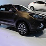 Shanghai 2015: MG expands lineup with GS medium SUV image