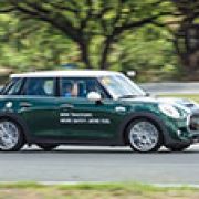 First impressions: 2015 Mini Cooper 5 Door image