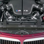 BMW wins International Engine of the Year 2005 image