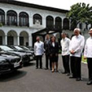 BMW is the official premium mobility partner of 2015 APEC Council image