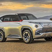 Report: 2017 Mitsubishi Pajero to be a plug-in hybrid image