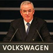 Volkswagen CEO Martin Winterkorn resigns image
