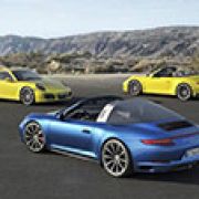 2016 Porsche 911 Carrera 4, Targa 4 revealed image