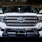Toyota PH launches bigger, better-equipped 2016 Land Cruiser image