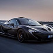 McLaren rolls the 375th and last P1 out of production image