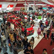 Indonesian Car Market sees 5% growth in 2016 image