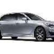 Genesis stretches the G90 with the EQ900L image