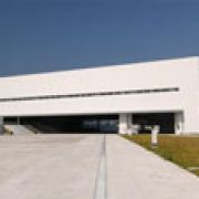 Nissan opens new generation global training center image