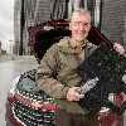 GM recycling water bottles for auto use image