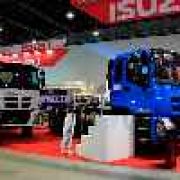 Isuzu showcases heavy-movers at 2016 Bus and Truck Show image