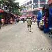 Mayor Erap vows to keep main streets of Manila free of vendors image
