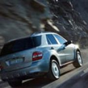 EU Commission, FIA, and Euro NCAP recommend: No car without ESP image