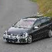 Spied: VW Golf R spotted sporting a new face image