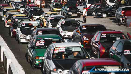 1st Motul Race Wars attracts hundreds to Clark Speedway image