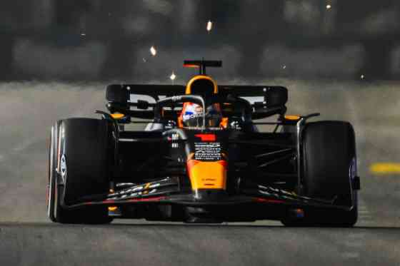 Max Verstappen 'definitely' wants to race at Le Mans image