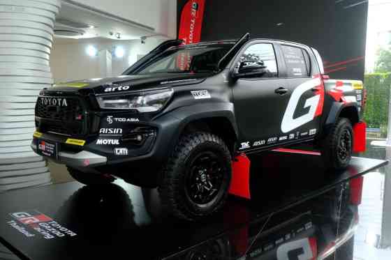 Toyota is racing the new Hilux GR Sport at AXCR 2024 image