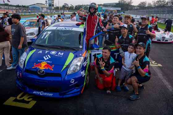 Race Diary: The trials, pain, and joy of finishing a 12 hour endurance race image