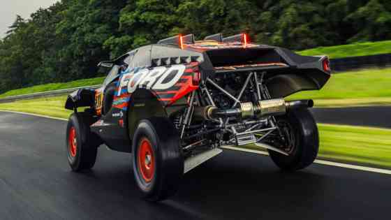 Ford Raptor T1+ is Blue Oval&rsquo;s V8-powered Dakar racer image