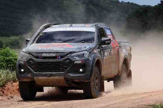 AXCR 2024: Battle between Toyota, Mitsubishi, Isuzu at midway point image
