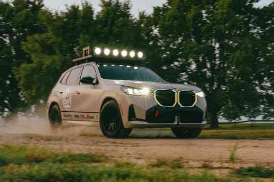 This modified BMW X3 M50 is ready to take on 2,400 km rally image