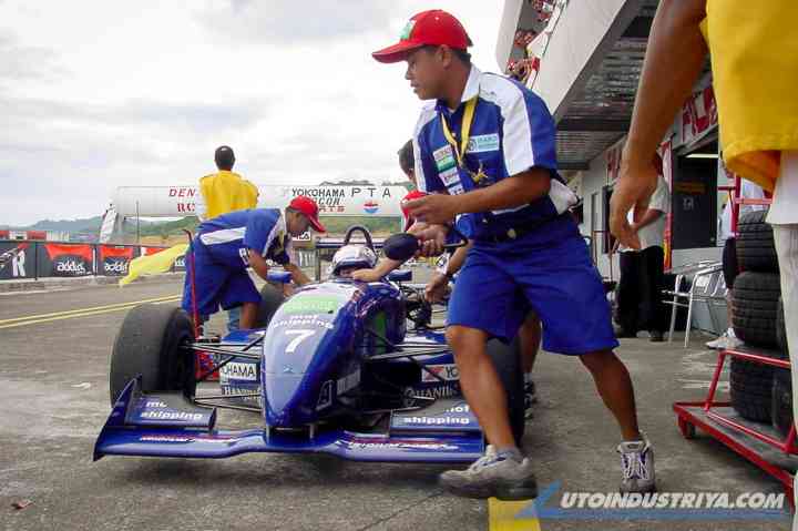 Pocholo%20Ramirez%20Subic%20International%20Raceway image