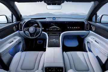 2025 Aito M9 Max REEV image