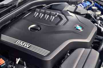 2023 BMW 3 Series 318i Touring image