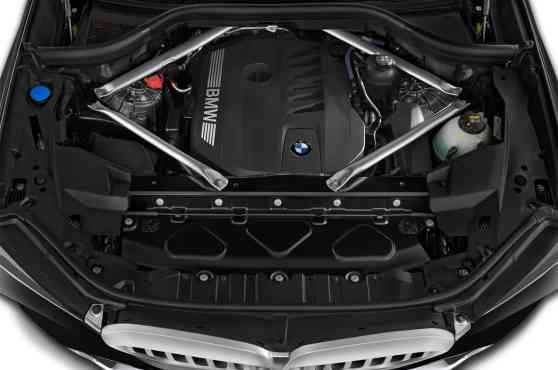 BMW X5 image