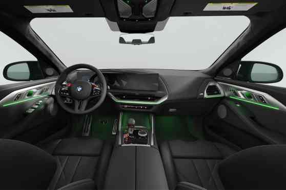 BMW XM image