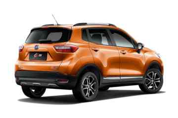 2024 Changan CS15 1.5 DCT image