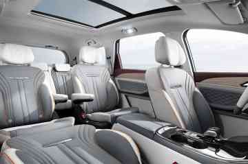 2024 Dongfeng Forthing U-Tour Noble image