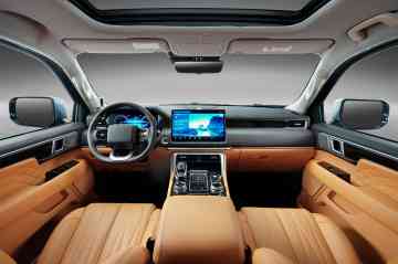 2024 Foton Tunland V9 4x2 AT image