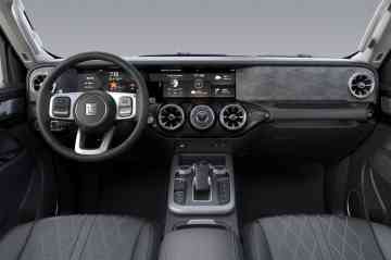 2024 GWM Tank 300 2.0L Turbo 4x4 AT image