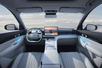 2025 Geely EX5 Max image