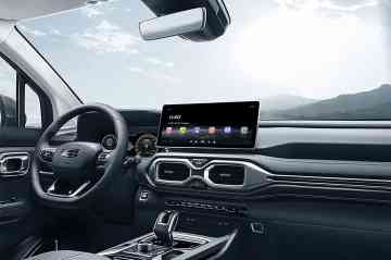 2025 Geely Okavango Elite image