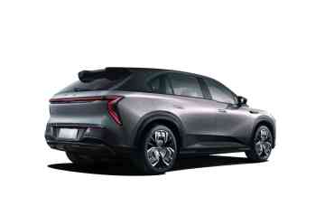 2025 Hongqi E-HS7 Flagship image