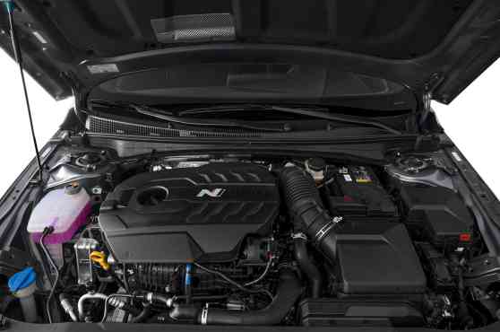 Hyundai Elantra image