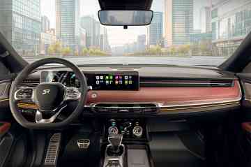 2025 Jetour X70 Lightning i-DM 1.5 PHEV image