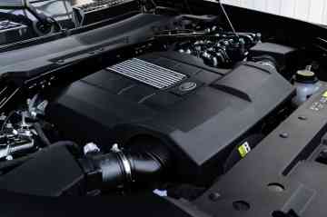 2024 Land Rover Defender 130 X P400 image