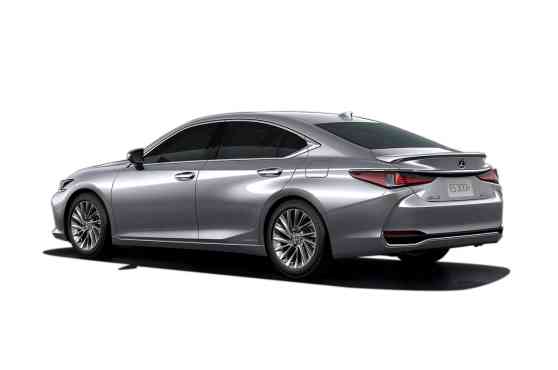 Lexus ES image