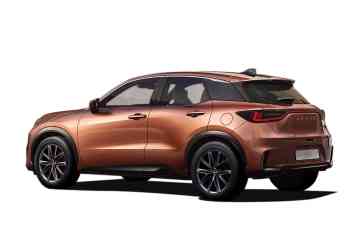 2024 Lexus LBX 1.5 HEV image