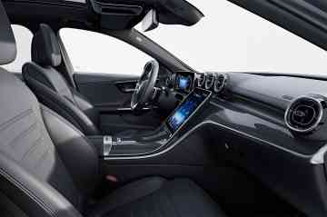 2023 Mercedes-Benz C-Class C180 Avantgarde image