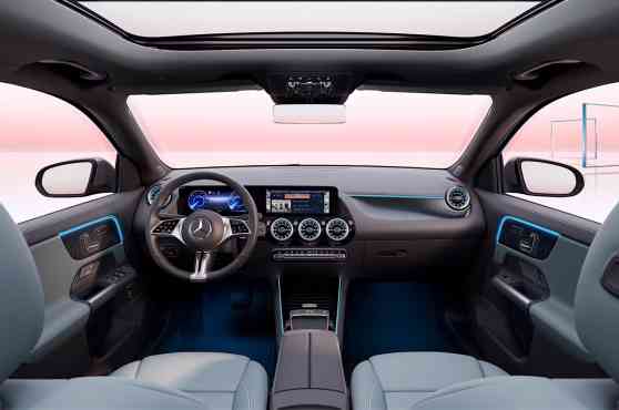 Mercedes-Benz EQA image