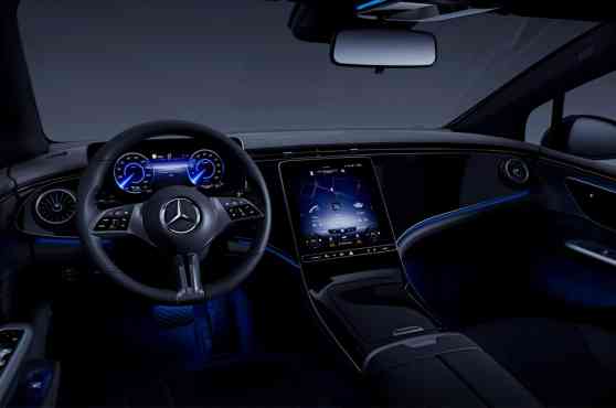 Mercedes-Benz EQE Sedan image