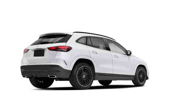 Mercedes-Benz GLA image