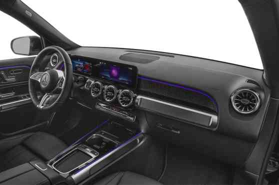 Mercedes-Benz GLB image