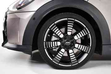 2022 Mini 3-Door John Cooper Works image