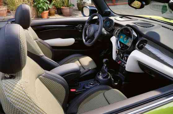 Mini Convertible image