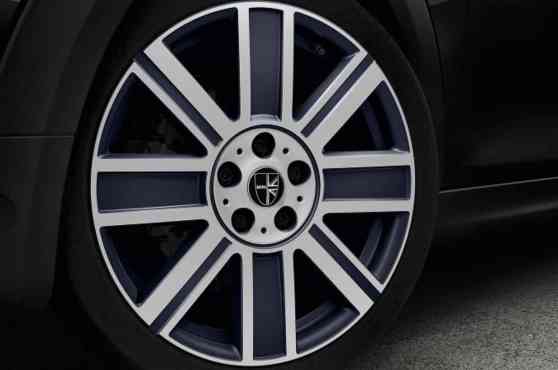 Mini Countryman image