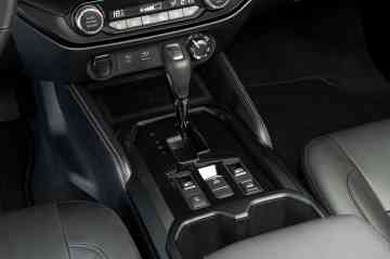 2023 Nissan Terra Sport 2.5L VL 4x2 AT image